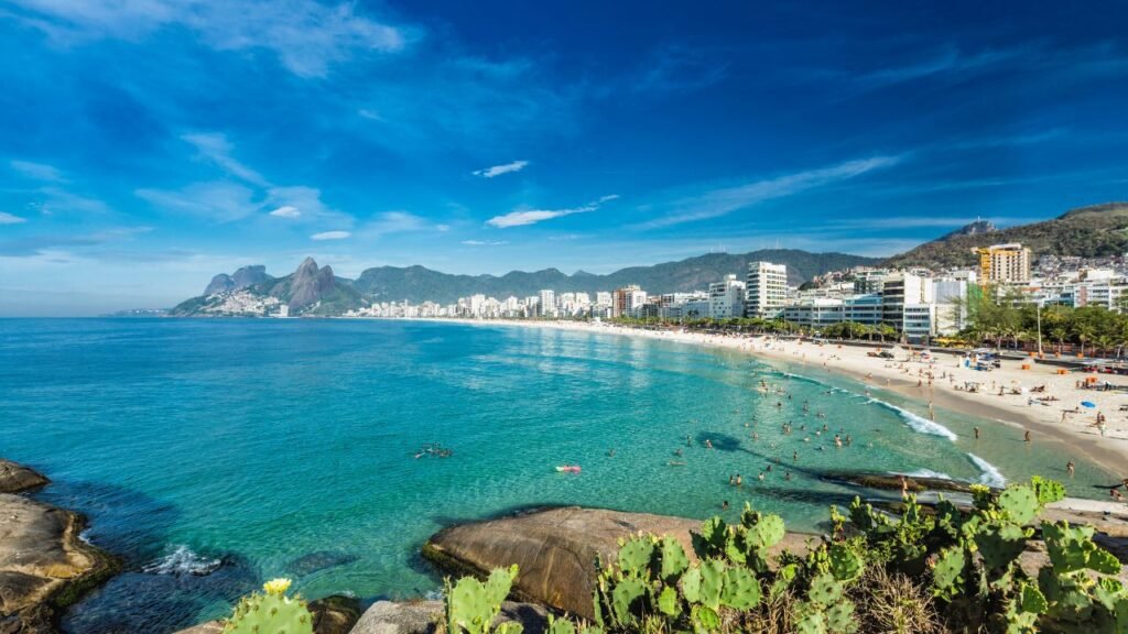 Samba, Carnaval, and Capoeira Brazil: Exploring the Vibrant Cultural Traditions Rio-De-Janeiro